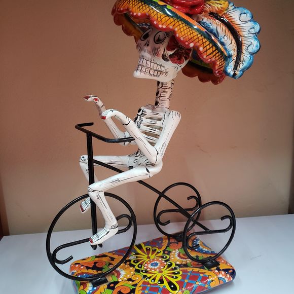 Meet your Posher, Shirley - Picture 1 of 1